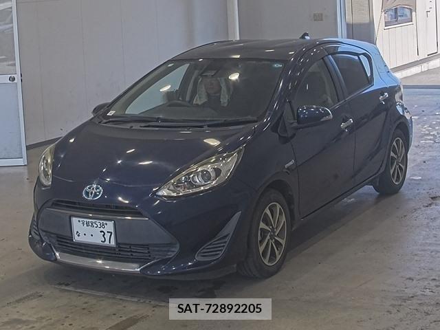 Toyota AQUA 2018-03 8649021-0