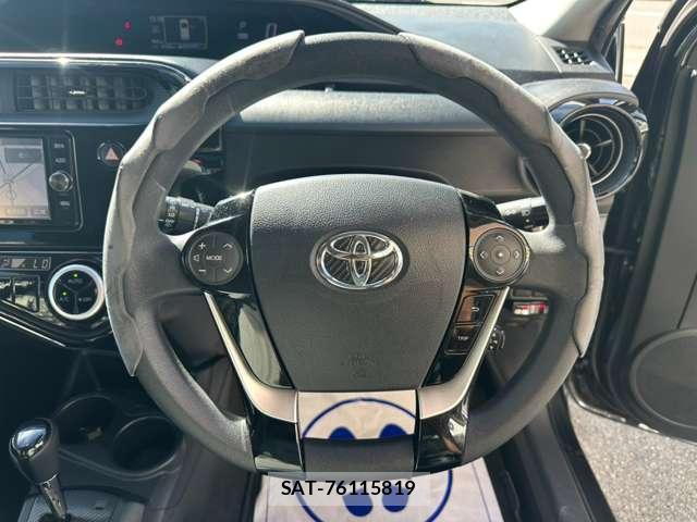 Toyota AQUA 2018-01 8649106-9