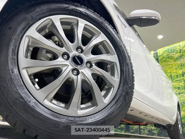 Toyota AQUA 2019-07 8649162-12
