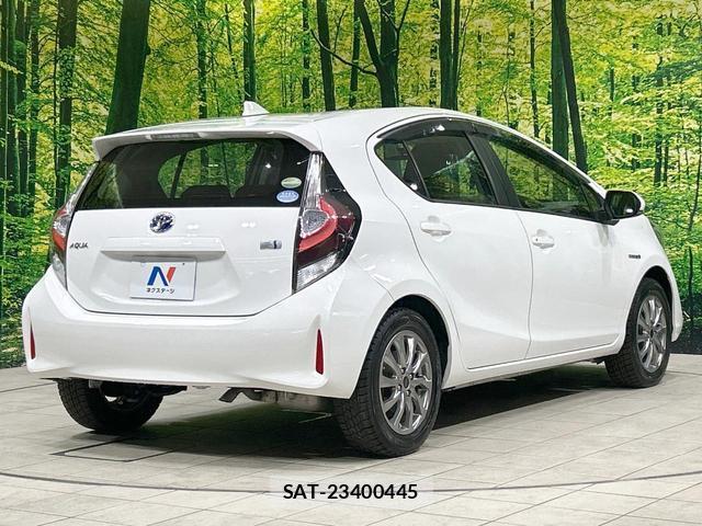 Toyota AQUA 2019-07 8649162-16