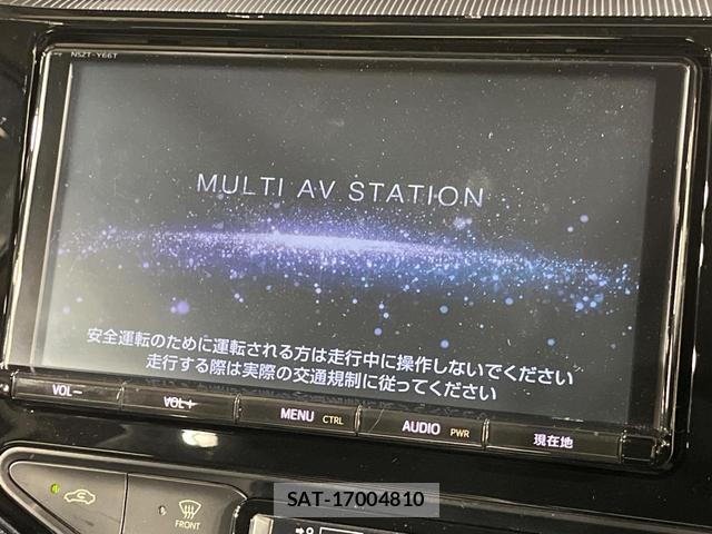 Toyota AQUA 2018-01 8649353-3