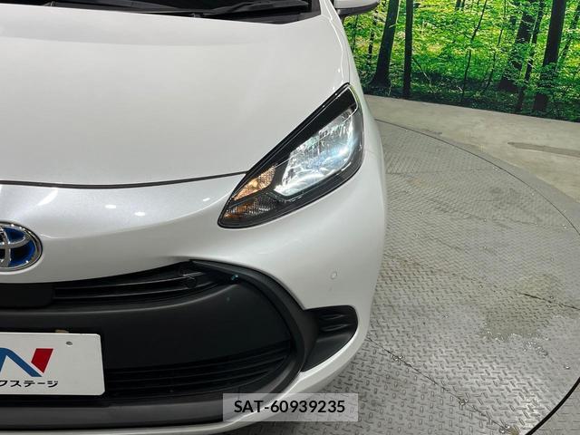 Toyota AQUA 2023-08 8649355-11