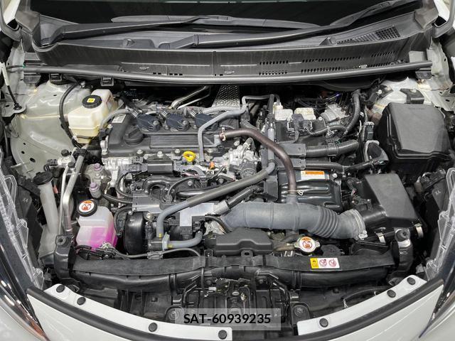 Toyota AQUA 2023-08 8649355-17
