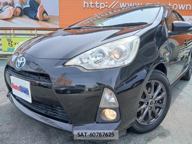 Toyota AQUA 2014-03 8649462-8