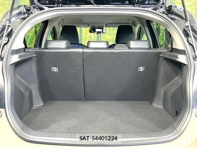 Toyota AQUA 2026-04 8649539-10