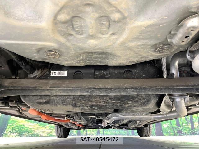 Toyota AQUA 2016-07 8649807-19