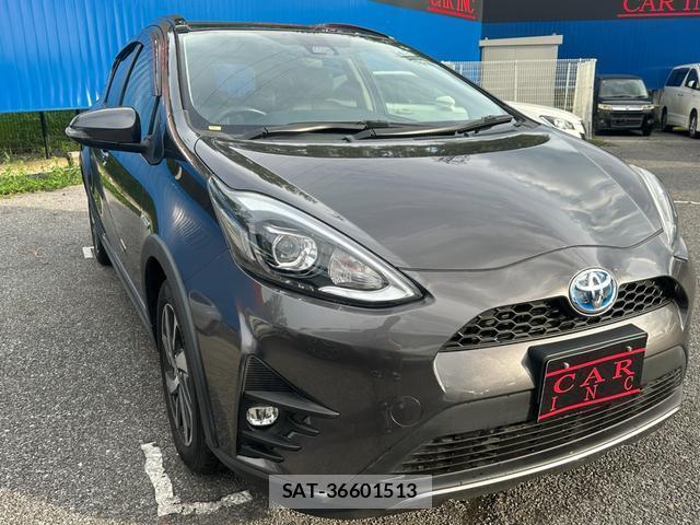 Toyota AQUA 2017-09 8649980-3