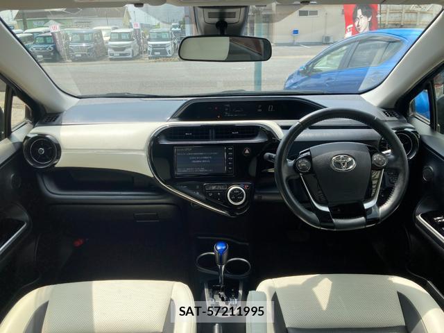Toyota AQUA 2019-02 8650078-2