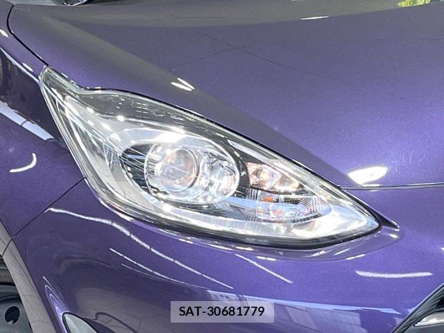 Toyota AQUA 2018-09 8650087-11