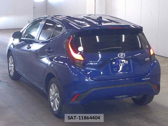 Toyota AQUA 2021-12 8650251-1