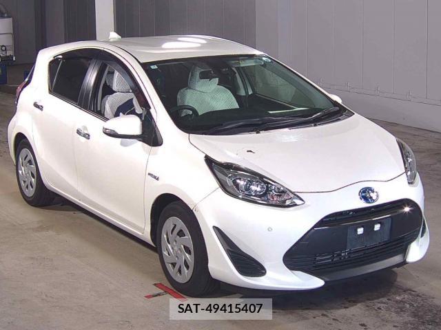 Toyota AQUA 2019-04 8650401-0