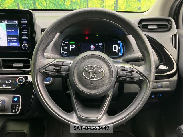 Toyota AQUA 2023-08 8650779-10