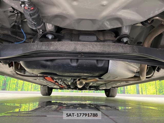 Toyota AQUA 2023-10 8650787-11