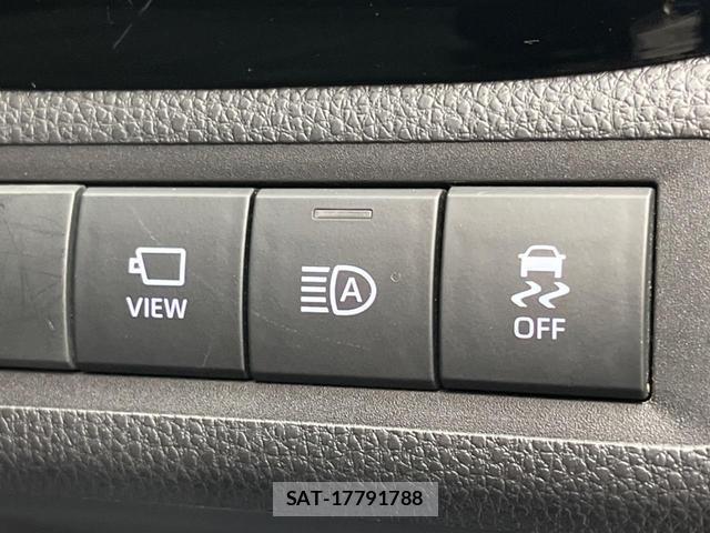 Toyota AQUA 2023-10 8650787-4