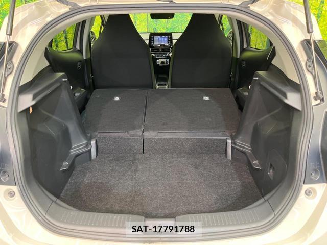 Toyota AQUA 2023-10 8650787-9