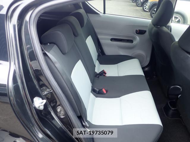 Toyota AQUA 2012-03 8650995-6