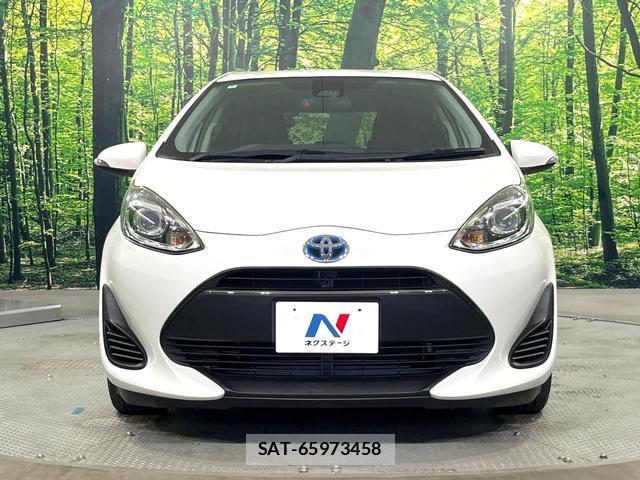 Toyota AQUA 2017-12 8651063-13
