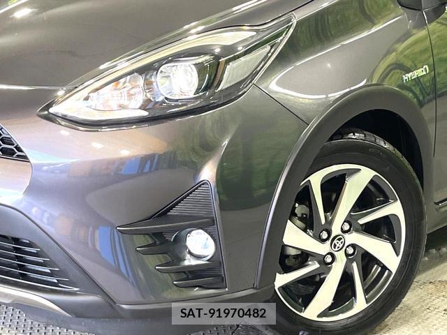 Toyota AQUA 2017-09 8651076-11