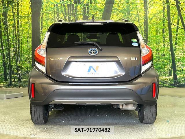 Toyota AQUA 2017-09 8651076-14