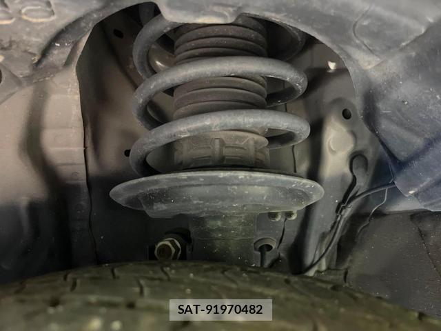 Toyota AQUA 2017-09 8651076-19