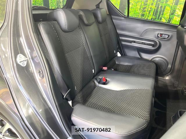 Toyota AQUA 2017-09 8651076-9