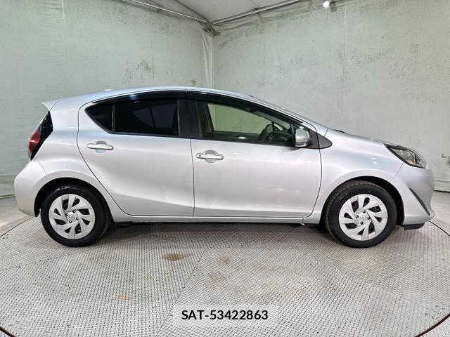 Toyota AQUA 2021-07 8651217-13
