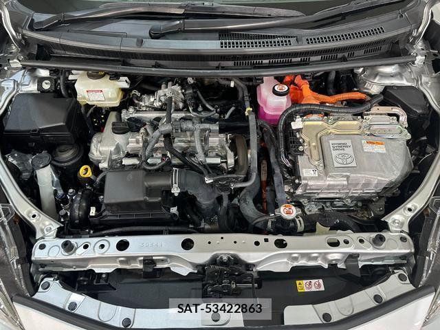 Toyota AQUA 2021-07 8651217-18