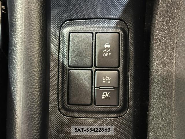 Toyota AQUA 2021-07 8651217-9