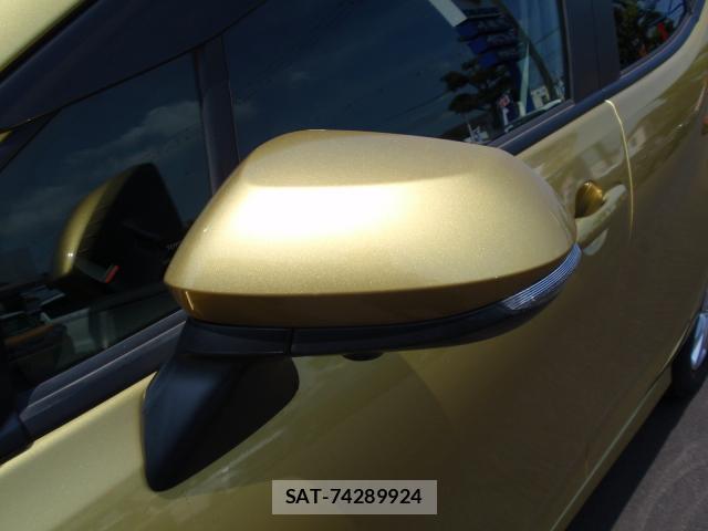 Toyota AQUA 2023-06 8651230-13