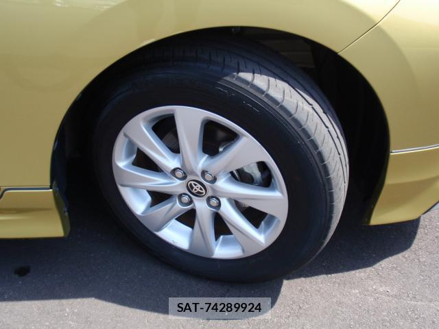 Toyota AQUA 2023-06 8651230-18