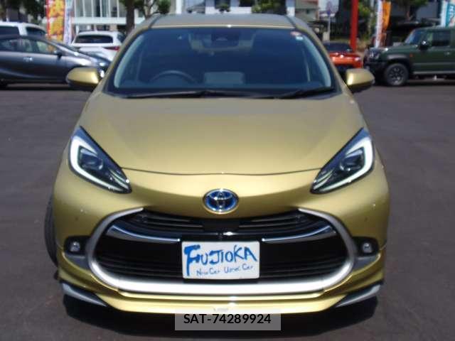 Toyota AQUA 2023-06 8651230-3