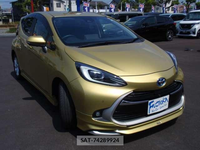 Toyota AQUA 2023-06 8651230-4