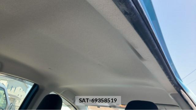 Toyota AQUA 2012-05 8651284-15
