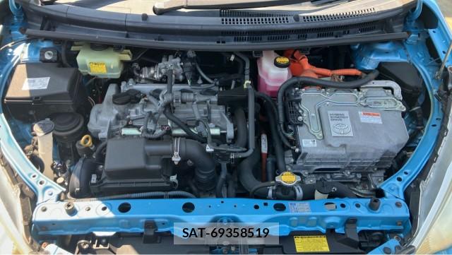Toyota AQUA 2012-05 8651284-7