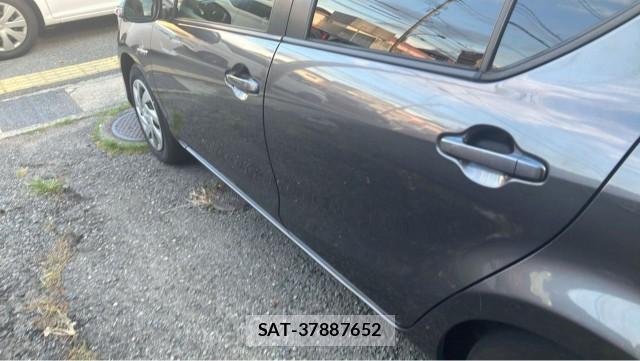 Toyota AQUA 2015-06 8651345-10