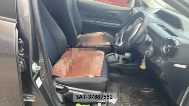 Toyota AQUA 2015-06 8651345-5