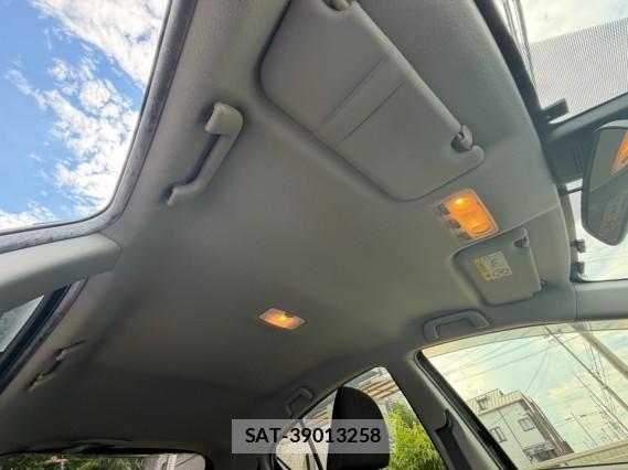 Toyota AQUA 2019-05 8651347-15