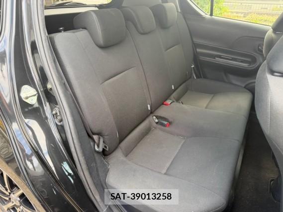 Toyota AQUA 2019-05 8651347-6