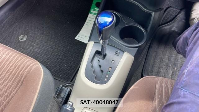 Toyota AQUA 2014-10 8651405-14