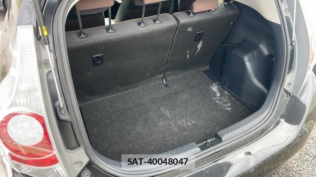 Toyota AQUA 2014-10 8651405-17