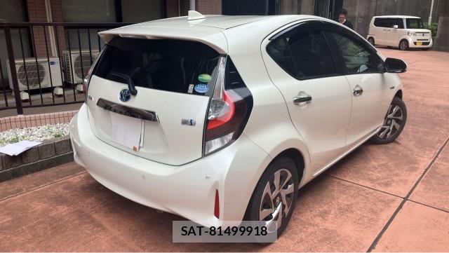 Toyota AQUA 2019-08 8651458-12
