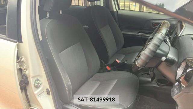 Toyota AQUA 2019-08 8651458-5