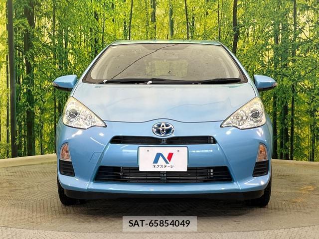 Toyota AQUA 2014-10 8651517-13