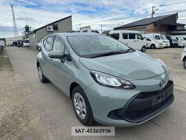 Toyota AQUA 2022-07 8651783-1