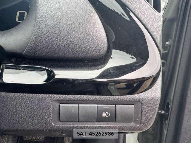 Toyota AQUA 2022-07 8651783-16