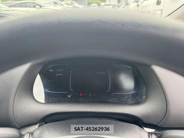 Toyota AQUA 2022-07 8651783-18