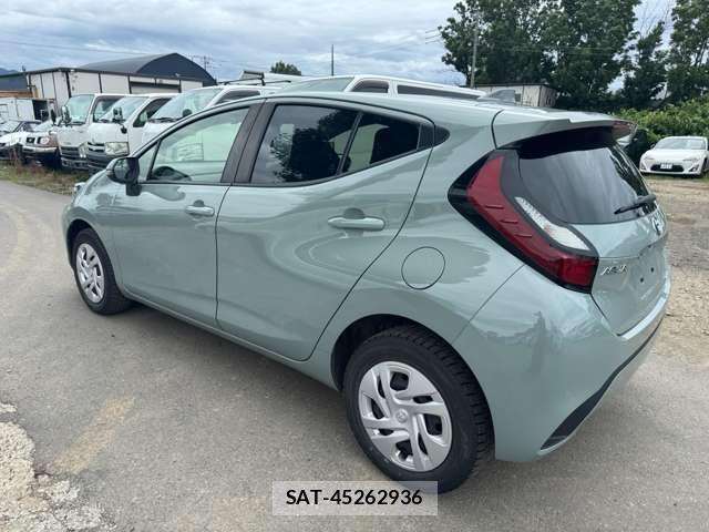 Toyota AQUA 2022-07 8651783-6