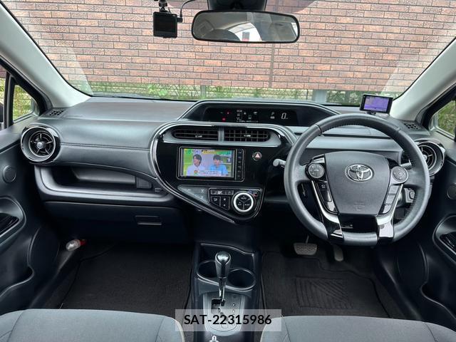 Toyota AQUA 2020-01 8651844-1