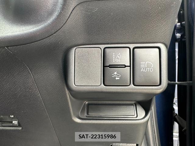 Toyota AQUA 2020-01 8651844-12