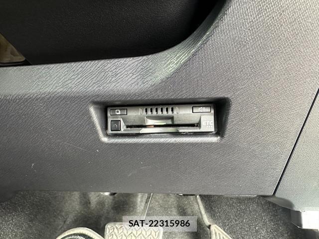 Toyota AQUA 2020-01 8651844-13